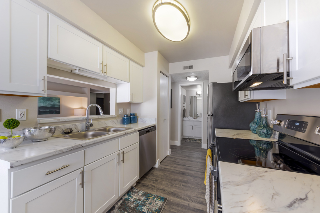 Apartments Near UCCS Whispering Hills